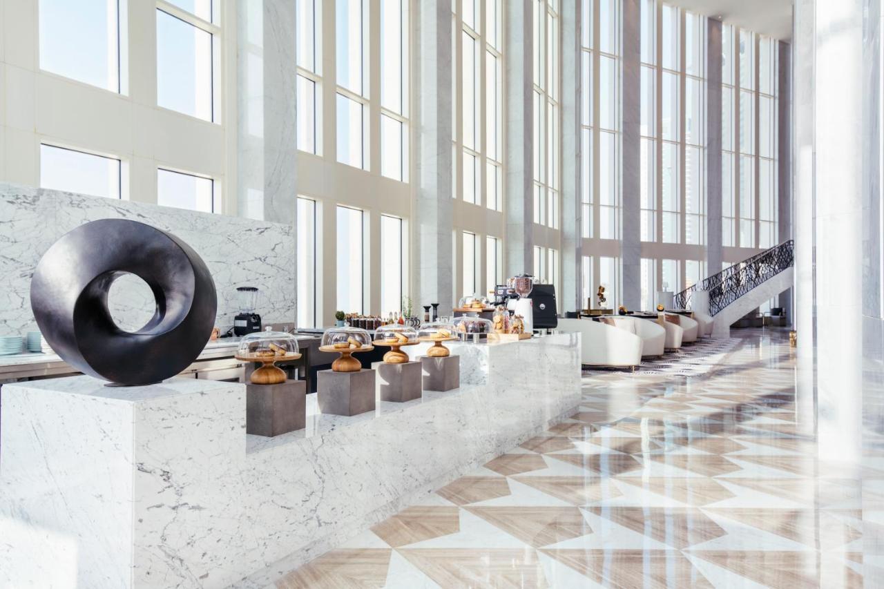 Wyndham Grand Doha West Bay Beach Luaran gambar Lobby