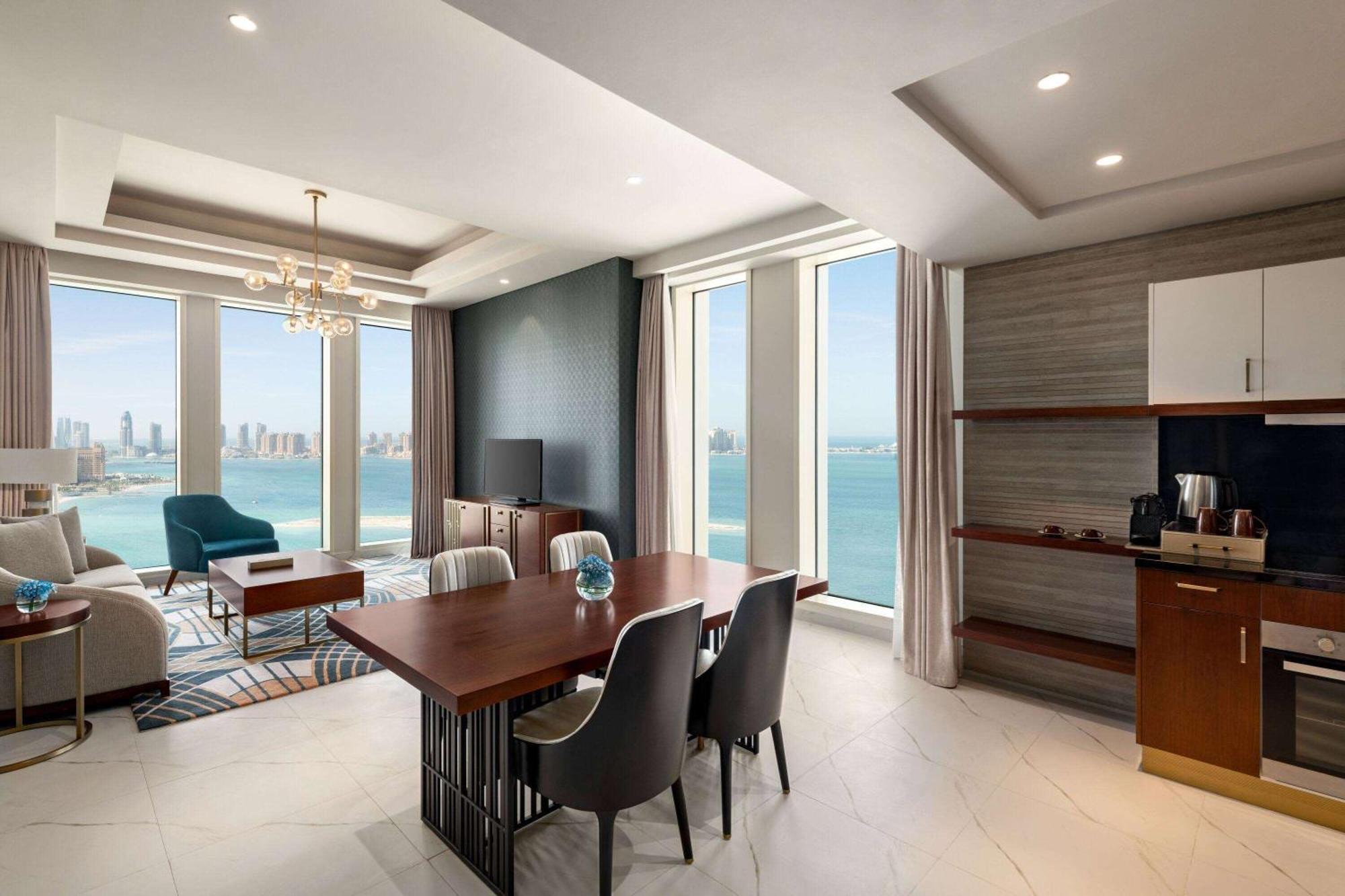 Wyndham Grand Doha West Bay Beach Luaran gambar